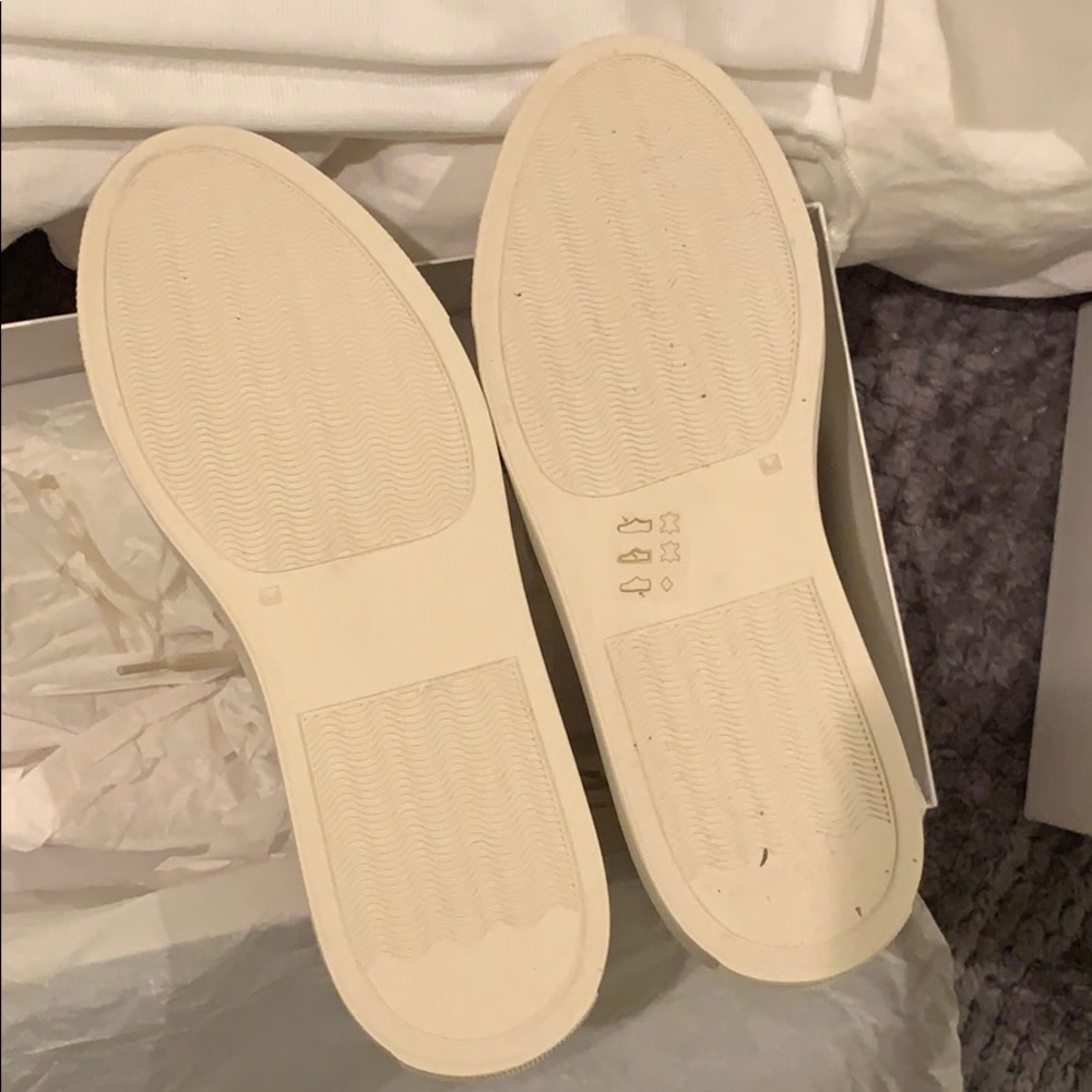 Common Projects - Picture 4 of 4